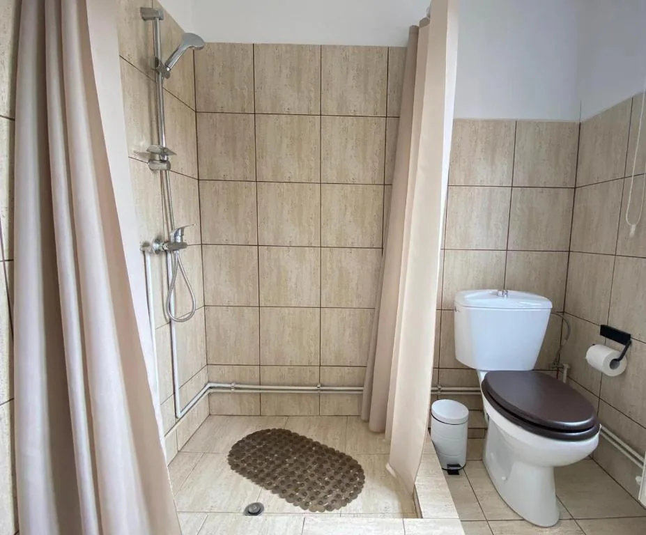Baie privată a unei camere duble